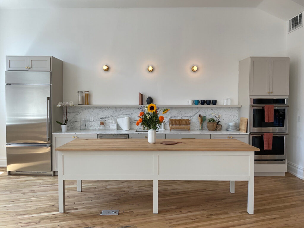 66292e1c663b3_Studio_300010