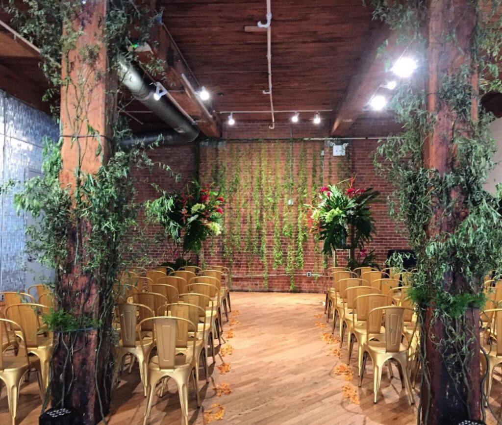 dumboloft_38879292_1941083812857799_6381986003564888064_n-1030x872