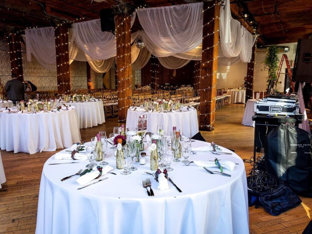 dumboloft_70538703_121378245686066_9174558531422629190_n-1030x772